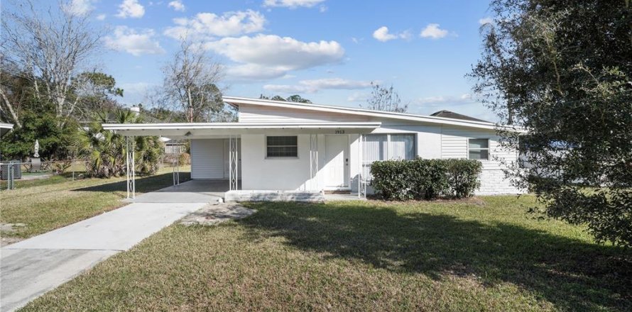 House in Jacksonville, Florida 3 bedrooms, 96.62 sq.m. № 1681562