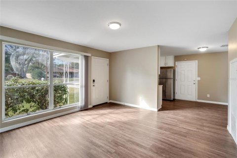 House in Jacksonville, Florida 3 bedrooms, 96.62 sq.m. № 1681562 - photo 2