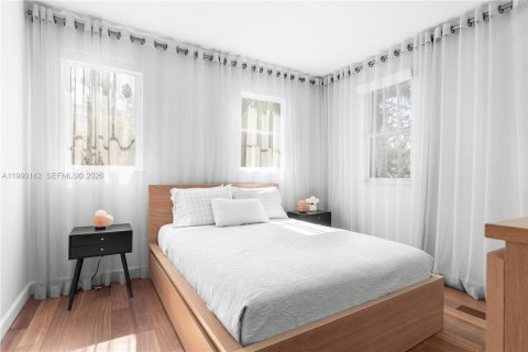 Снять в аренду кондоминиум в Майами-Бич, Флорида 2 спальни, 115.66м2, № 2057947 - фото 7