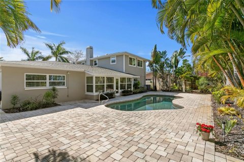 Villa ou maison à vendre à Saint Petersburg, Floride: 4 chambres, 228.73 m2 № 2142284 - photo 4