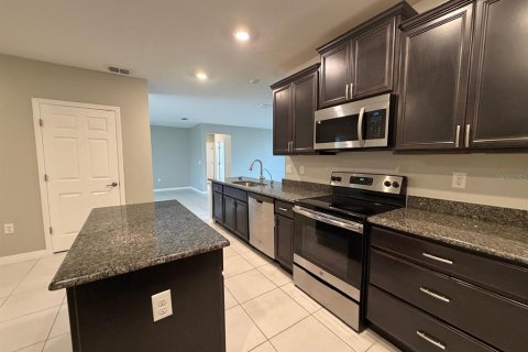 Villa ou maison à vendre à Kissimmee, Floride: 4 chambres, 200.39 m2 № 2400363 - photo 19