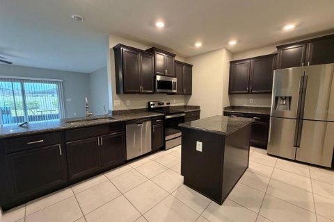 Villa ou maison à vendre à Kissimmee, Floride: 4 chambres, 200.39 m2 № 2400363 - photo 14