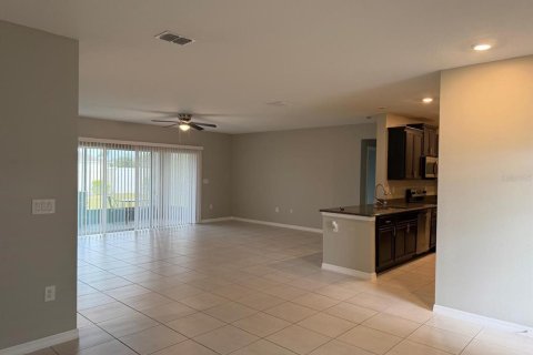 Villa ou maison à vendre à Kissimmee, Floride: 4 chambres, 200.39 m2 № 2400363 - photo 7