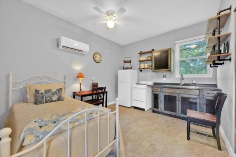 Casa en venta en Dade City, Florida, 4 dormitorios, 172.33 m2 № 1911511 - foto 18