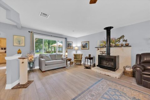 Casa en venta en Dade City, Florida, 4 dormitorios, 172.33 m2 № 1911511 - foto 6