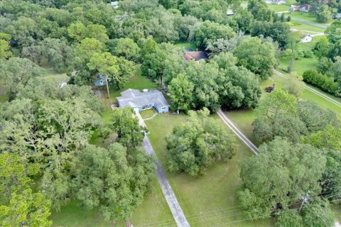 Casa en venta en Dade City, Florida, 4 dormitorios, 172.33 m2 № 1911511 - foto 29