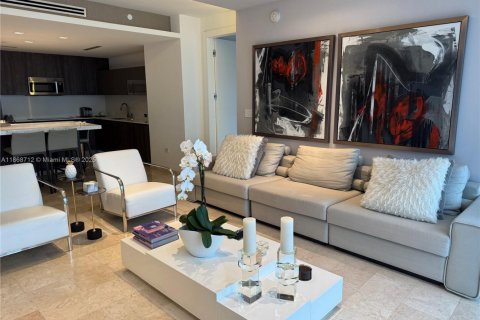 Condominio en venta en Miami, Florida, 1 dormitorio, 92.34 m2 № 1920422 - foto 6