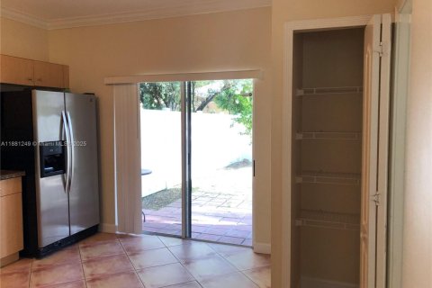Adosado en alquiler en Miramar, Florida, 3 dormitorios, 121.14 m2 № 1925275 - foto 3