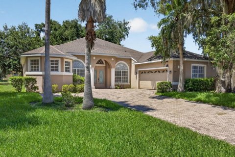Casa en Kissimmee, Florida 4 dormitorios, 257.15 m2 № 2156043