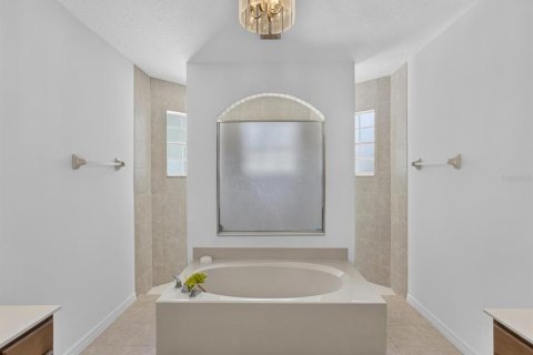 Casa en venta en Kissimmee, Florida, 4 dormitorios, 257.15 m2 № 2156043 - foto 28
