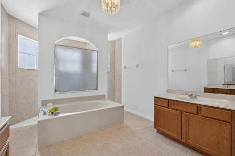 Casa en venta en Kissimmee, Florida, 4 dormitorios, 257.15 m2 № 2156043 - foto 26