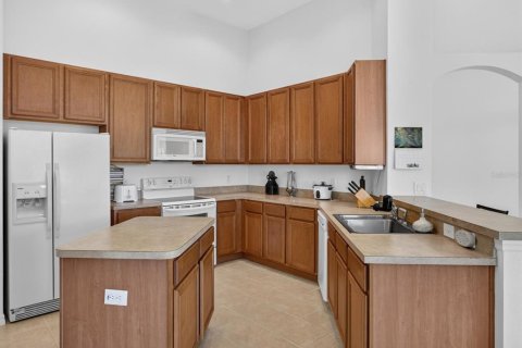 Casa en venta en Kissimmee, Florida, 4 dormitorios, 257.15 m2 № 2156043 - foto 15