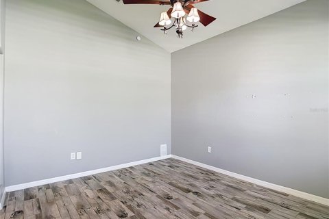 House in Wesley Chapel, Florida 4 bedrooms, 316.89 sq.m. № 2267006 - photo 13