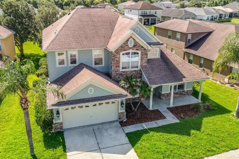 House in Wesley Chapel, Florida 4 bedrooms, 316.89 sq.m. № 2267006 - photo 6