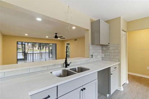 Купить кондоминиум в Сарасота, Флорида 8 комнат, 102.47м2, № 1913227 - фото 11