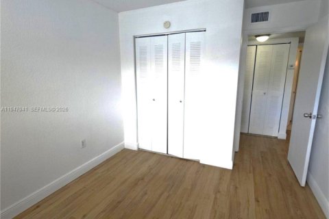 Снять в аренду кондоминиум в Майами, Флорида 2 спальни, 72.84м2, № 2004037 - фото 7