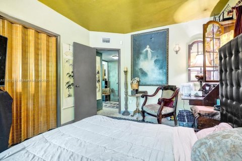 House in Miami, Florida 2 bedrooms, 142.33 sq.m. № 1872598 - photo 21