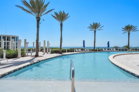 Condominio en venta en Sunny Isles Beach, Florida, 2 dormitorios, 147.06 m2 № 1869952 - foto 24