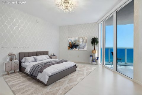 Condominio en venta en Sunny Isles Beach, Florida, 2 dormitorios, 147.06 m2 № 1869952 - foto 16