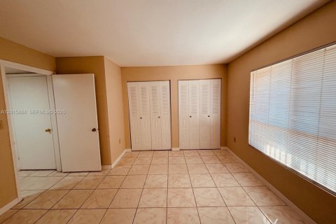 Copropriété à louer à Oakland Park, Floride: 1 chambre, 77.48 m2 № 2089644 - photo 8