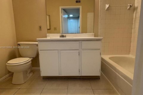 Copropriété à louer à Oakland Park, Floride: 1 chambre, 77.48 m2 № 2089644 - photo 11