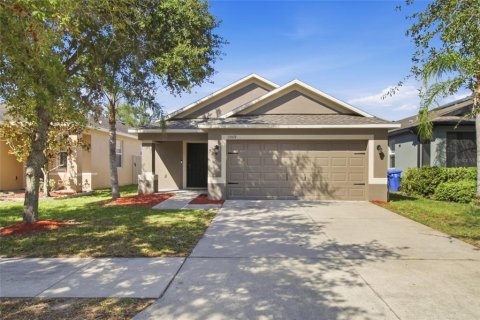 House in Sun City Center, Florida 3 bedrooms, 125.23 sq.m. № 2199390