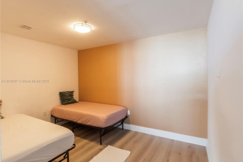 Condominio en alquiler en Miami, Florida, 2 dormitorios, 126.63 m2 № 1973793 - foto 18