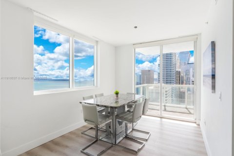 Condominio en alquiler en Miami, Florida, 2 dormitorios, 126.63 m2 № 1973793 - foto 6