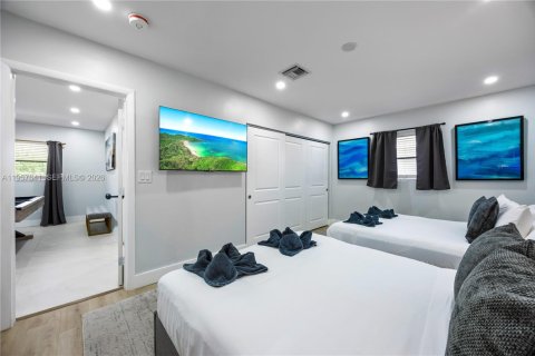 Casa en venta en Pompano Beach, Florida, 6 dormitorios, 451.97 m2 № 2011349 - foto 30