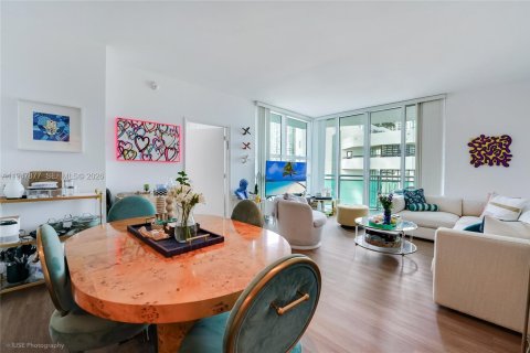 Купить кондоминиум в Майами, Флорида 2 спальни, 119.75м2, № 2054819 - фото 7