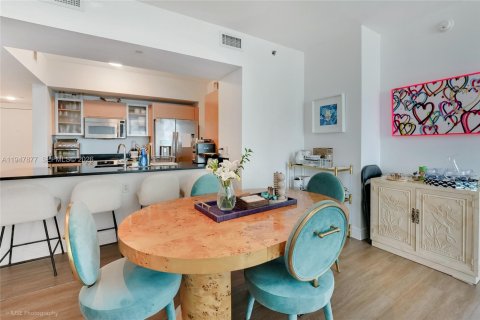 Купить кондоминиум в Майами, Флорида 2 спальни, 119.75м2, № 2054819 - фото 6