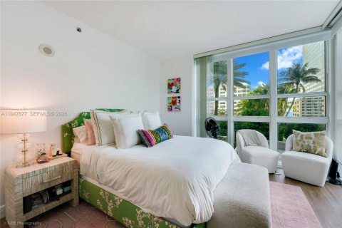 Купить кондоминиум в Майами, Флорида 2 спальни, 119.75м2, № 2054819 - фото 12