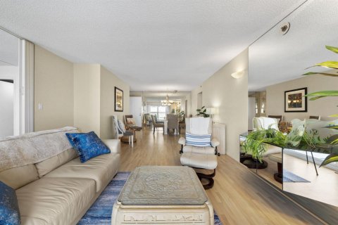 Copropriété à vendre à Highland Beach, Floride: 2 chambres, 97.55 m2 № 2082243 - photo 4