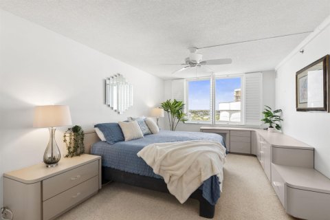 Copropriété à vendre à Highland Beach, Floride: 2 chambres, 97.55 m2 № 2082243 - photo 9