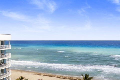 Copropriété à vendre à Highland Beach, Floride: 2 chambres, 97.55 m2 № 2082243 - photo 17