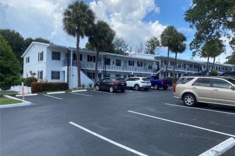 Condominio en alquiler en Largo, Florida, 2 dormitorios, 84.54 m2 № 1166830 - foto 1