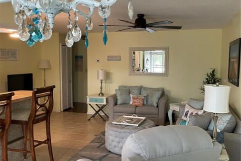 Condominio en alquiler en Largo, Florida, 2 dormitorios, 84.54 m2 № 1166830 - foto 10