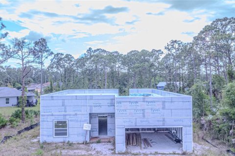 House in Palm Bay, Florida 4 bedrooms, 153.29 sq.m. № 1631004 - photo 5