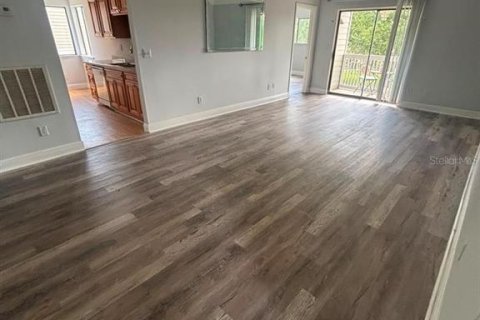 Condominio en alquiler en Largo, Florida, 3 dormitorios, 101.17 m2 № 2287457 - foto 8