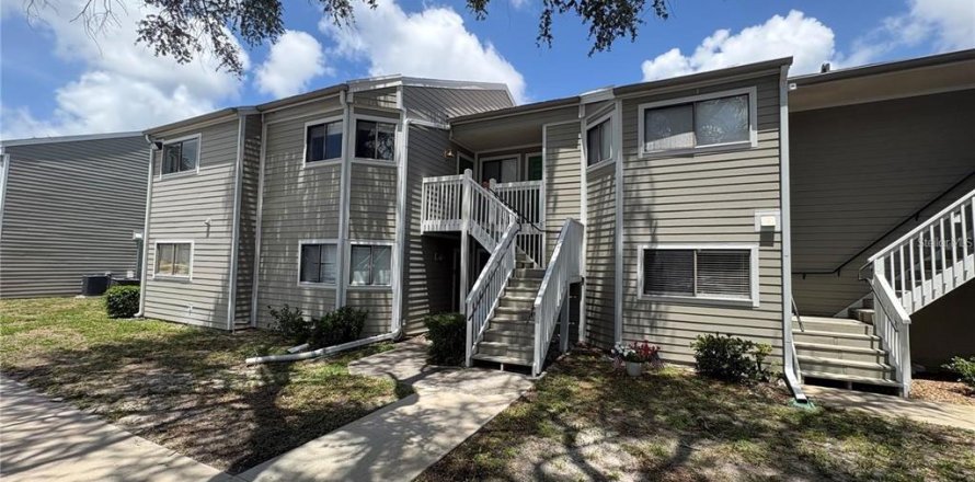 Condominio en Largo, Florida, 3 dormitorios № 2287457