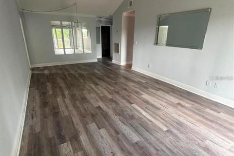 Condominio en alquiler en Largo, Florida, 3 dormitorios, 101.17 m2 № 2287457 - foto 6