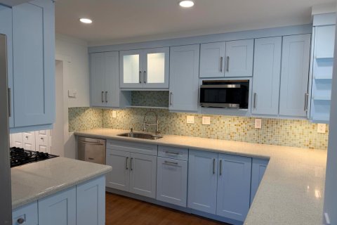 House in Delray Beach, Florida 4 bedrooms, 180.97 sq.m. № 2147172 - photo 6