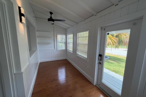 House in Delray Beach, Florida 4 bedrooms, 180.97 sq.m. № 2147172 - photo 14