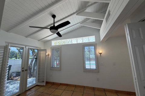 House in Delray Beach, Florida 4 bedrooms, 180.97 sq.m. № 2147172 - photo 22