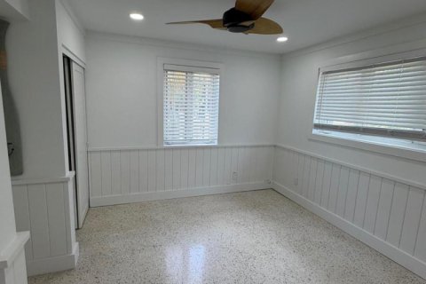 House in Delray Beach, Florida 4 bedrooms, 180.97 sq.m. № 2147172 - photo 16