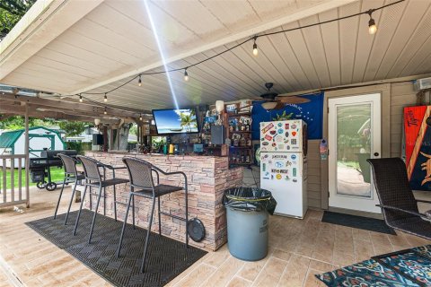 House in Auburndale, Florida 3 bedrooms, 168.99 sq.m. № 1900897 - photo 3
