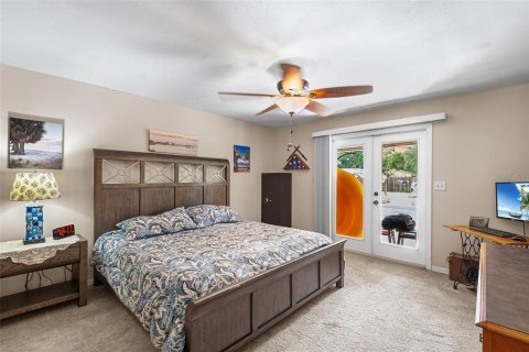 House in Auburndale, Florida 3 bedrooms, 168.99 sq.m. № 1900897 - photo 23