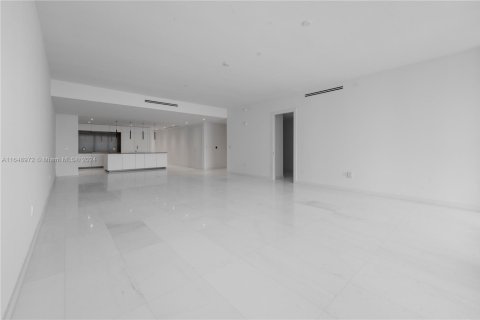Condo in Miami, Florida, 3 bedrooms  № 1775129 - photo 7