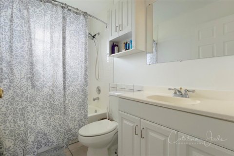House in Okeechobee, Florida 2 bedrooms № 1888364 - photo 13