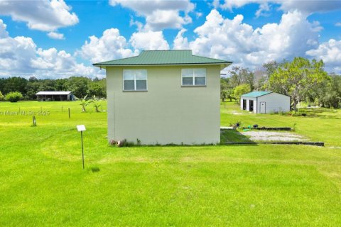House in Okeechobee, Florida 2 bedrooms № 1888364 - photo 8
